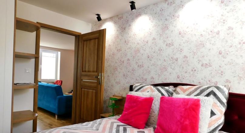 Szeregówka w Centrum Suwałk – 214 m2 | 2 mieszkania + lokal usługowy