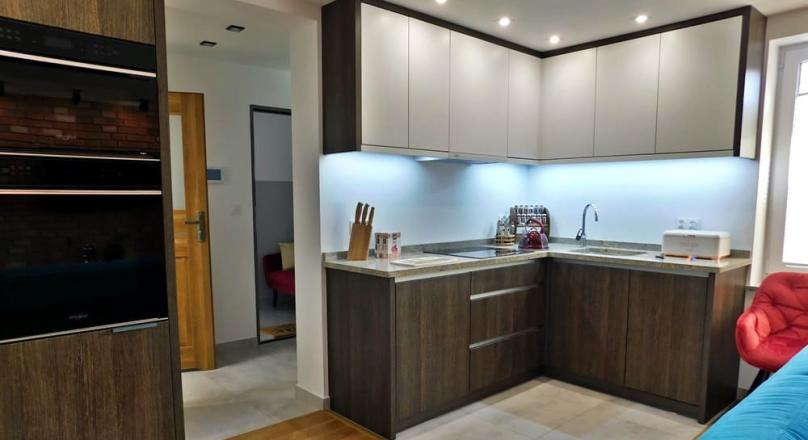 Szeregówka w Centrum Suwałk – 214 m2 | 2 mieszkania + lokal usługowy