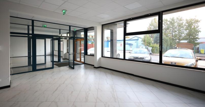 ul. Lutostańskiego, Suwałki - Lokale usługowe, 135 m² x 2
